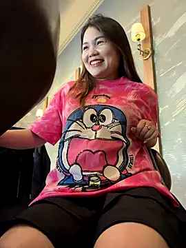 Snapshot of Emily_9xx chatting on December 2025 06:06:01 AM Emily 9xx online show from December 2025 06:06:01 AM