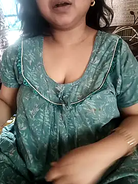 cuteyqueen online show from March 2026 05:25:01 AM