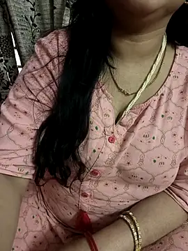 cuteyqueen online show from April 2026 11:51:02 AM