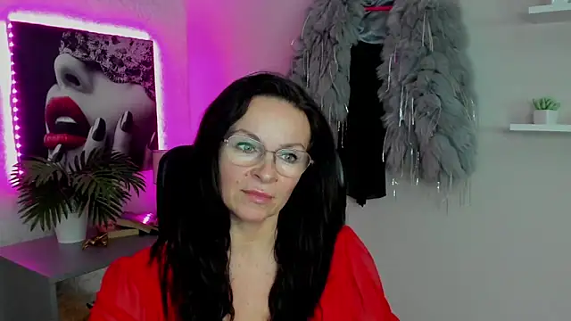 HelenLuxx online show from February 2025 10:17:02 AM