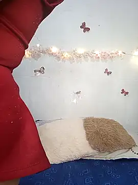 keterinjones--11 online show from December 2025 01:34:02 AM