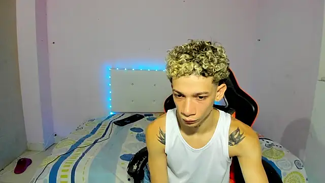 mateodeamjo online show from November 2025 07:10:02 AM