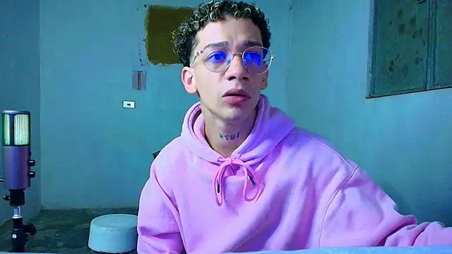 mateodeamjo online show from March 2026 01:22:02 AM