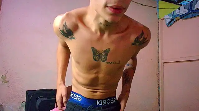 Snapshot of mateodeamjo chatting on July 2026 01:52:01 AM mateodeamjo online show from July 2026 01:52:01 AM
