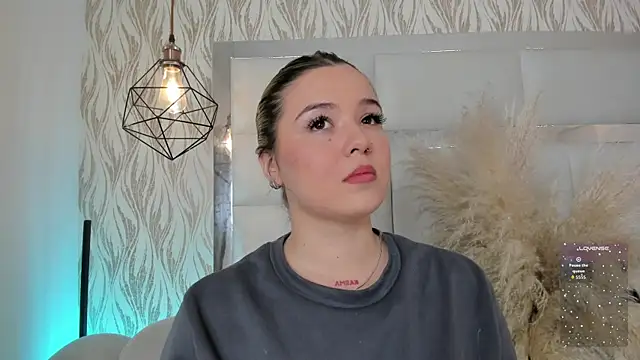 1m dalhia online show from December 2025 09:02:01 PM