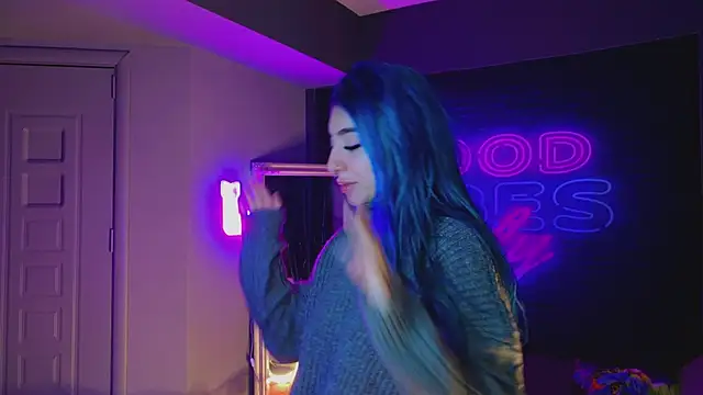 AriaVoss online show from February 2025 09:10:01 PM