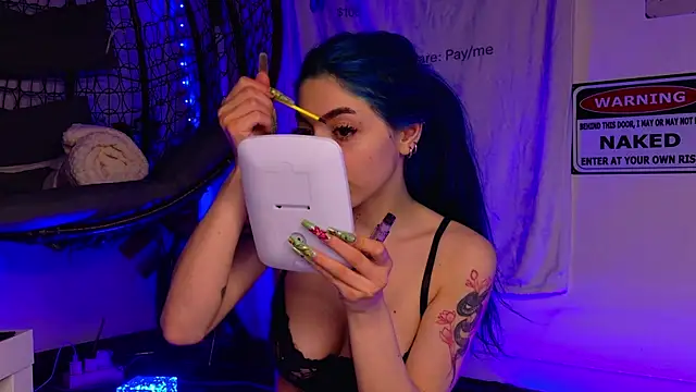 AriaVoss online show from April 2026 08:57:01 PM