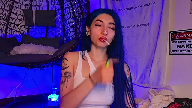 Snapshot of AriaVoss chatting on July 2026 10:45:01 PM AriaVoss online show from July 2026 10:45:01 PM