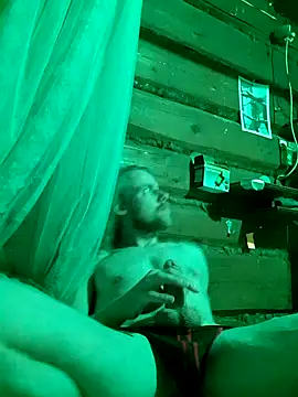 NochnoyGest online show from October 2025 07:34:01 PM