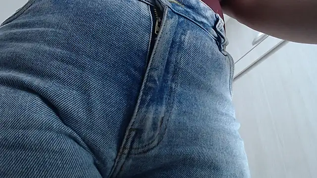 Amelia Debora Antonella online show from November 2025 02:27:01 PM