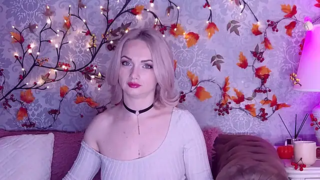 EllianaReese online show from November 2025 02:43:02 AM