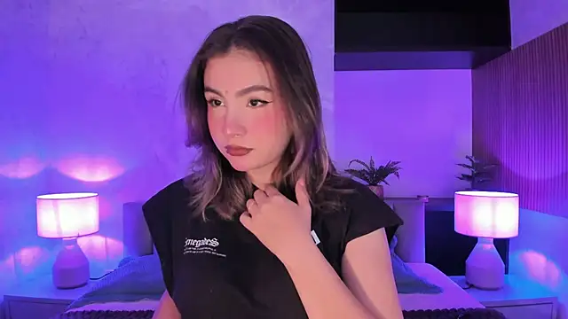 SamantaBone online show from October 2025 10:45:01 PM