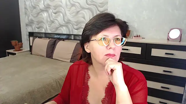 VitaCharm online show from December 2024 08:27:02 PM