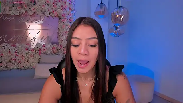 Snapshot of AllyJensen chatting on November 2025 10:25:02 AM AllyJensen online show from November 2025 10:25:02 AM