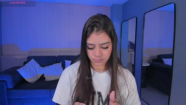 AllyJensen online show from December 2025 10:12:01 AM