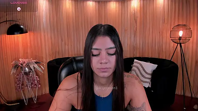 Snapshot of AllyJensen chatting on June 2026 10:35:01 AM AllyJensen online show from June 2026 10:35:01 AM