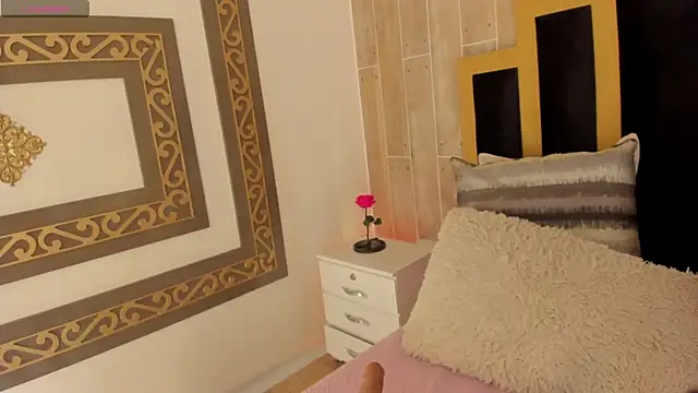 Snapshot of TamyHoney chatting on January 2025 10:31:02 PM TamyHoney online show from January 2025 10:31:02 PM