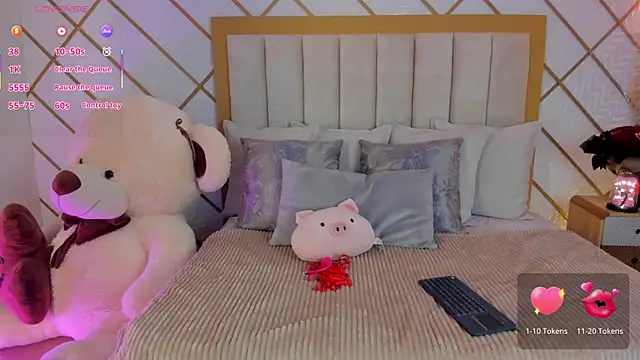 Snapshot of TamyHoney chatting on September 2025 11:06:02 PM TamyHoney online show from September 2025 11:06:02 PM