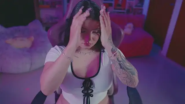 Snapshot of sensualkattt chatting on November 2025 01:49:02 AM sensualkattt online show from November 2025 01:49:02 AM