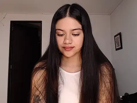 angelbeat  online show from December 2024 10:41:01 PM