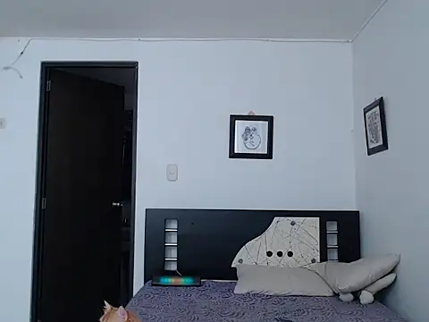 angelbeat  online show from December 2024 08:18:02 PM