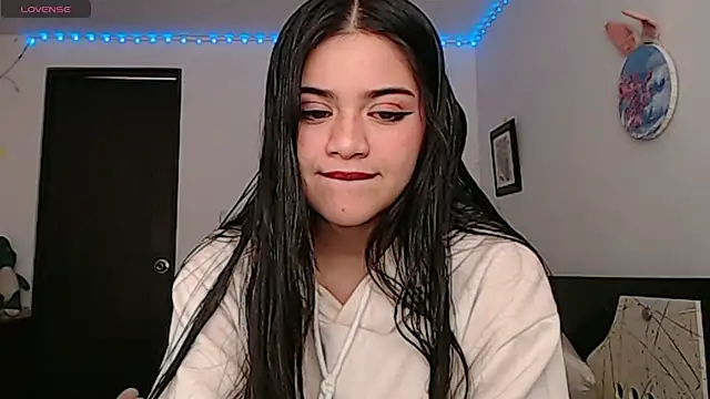 angelbeat  online show from February 2025 02:06:02 AM