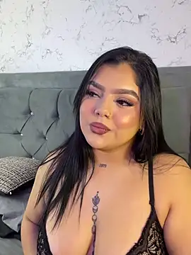 Brhiana Williamms online show from June 2026 01:21:02 PM