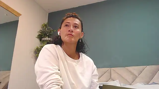 SharisWillian online show from February 2026 03:51:02 AM