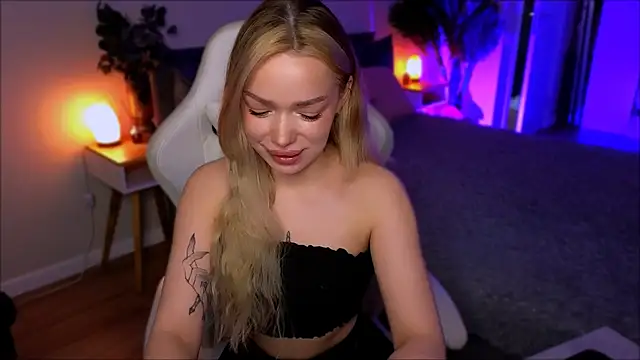 Lily Yin online show from April 2026 05:46:01 AM