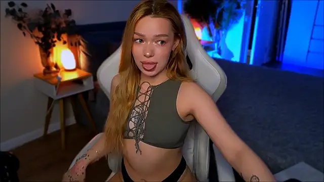 Lily Yin online show from June 2026 06:11:02 AM