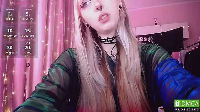 JustMeowGirl online show from July 2026 05:58:01 AM