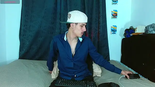 Snapshot of Bastiaan_28 chatting on November 2025 04:11:01 AM Bastiaan 28 online show from November 2025 04:11:01 AM