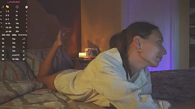 Snapshot of naiviv chatting on February 2025 10:36:02 PM naiviv online show from February 2025 10:36:02 PM