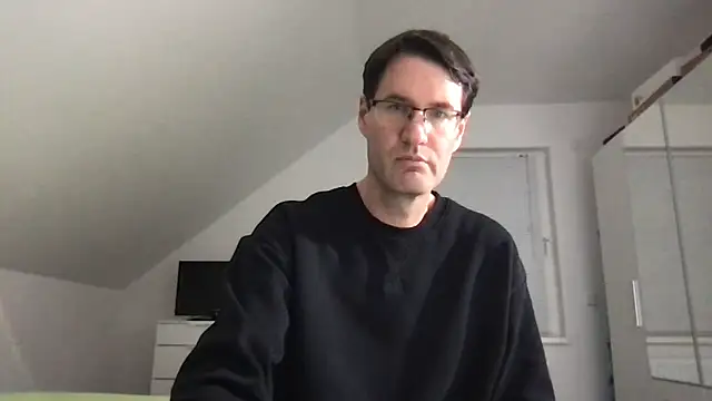 Snapshot of zxzx_cam1 chatting on December 2024 04:53:01 PM zxzx cam1 online show from December 2024 04:53:01 PM