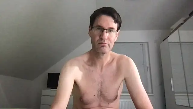 Snapshot of zxzx_cam1 chatting on December 2024 10:40:01 PM zxzx cam1 online show from December 2024 10:40:01 PM