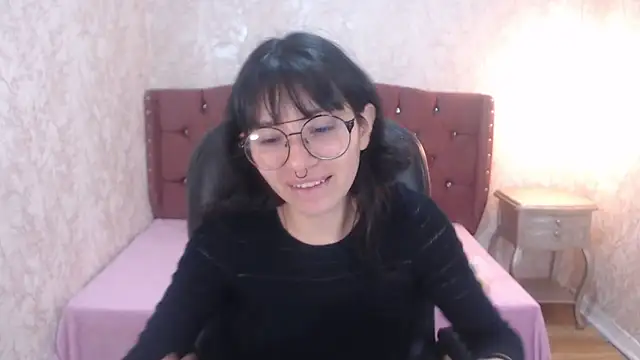 charlottemoonxz online show from February 2025 05:18:02 PM