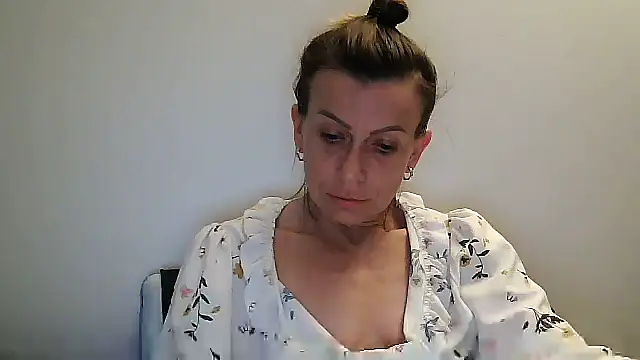 Snapshot of anechka1 chatting on July 2026 12:57:01 AM anechka1 online show from July 2026 12:57:01 AM