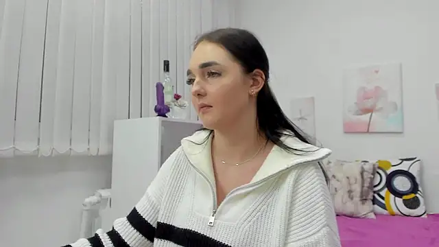 Snapshot of Pretty_anniee chatting on February 2025 07:40:02 AM Pretty anniee online show from February 2025 07:40:02 AM