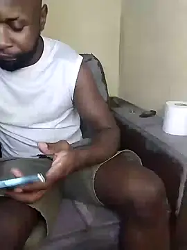 Snapshot of Stallion100 chatting on January 2025 05:51:02 PM Stallion100 online show from January 2025 05:51:02 PM