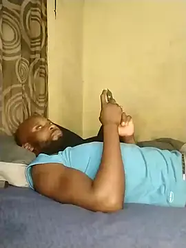 Snapshot of Stallion100 chatting on January 2025 11:43:02 PM Stallion100 online show from January 2025 11:43:02 PM