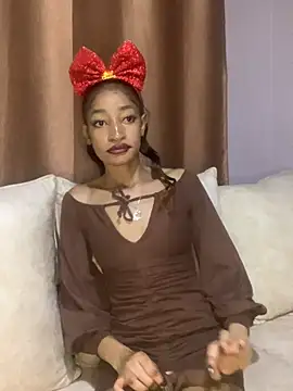 Snapshot of GoddessVee chatting on December 2024 11:58:02 PM GoddessVee online show from December 2024 11:58:02 PM