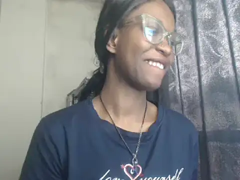 CarolinneMoor online show from January 2025 11:57:01 AM