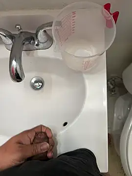 kiranx09 online show from February 2026 12:38:01 PM