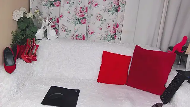 Snapshot of CandyBoobsDD chatting on January 2026 12:30:01 PM CandyBoobsDD online show from January 2026 12:30:01 PM