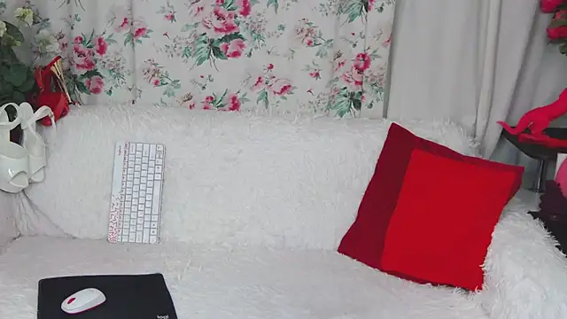 Snapshot of CandyBoobsDD chatting on March 2026 07:15:01 AM CandyBoobsDD online show from March 2026 07:15:01 AM