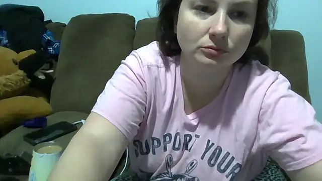 Snapshot of MilfyMrsRobinson chatting on November 2025 12:11:01 PM MilfyMrsRobinson online show from November 2025 12:11:01 PM