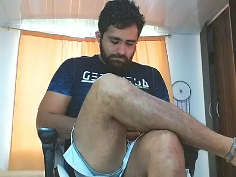 aronmiller404 online show from February 2025 12:06:01 PM