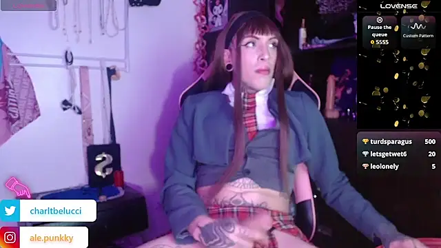 charlotbelucci  online show from February 2026 11:09:02 AM