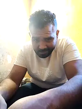 Snapshot of ListedLoin chatting on January 2025 01:53:02 PM ListedLoin online show from January 2025 01:53:02 PM