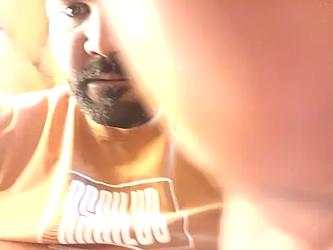 Snapshot of ListedLoin chatting on January 2025 12:51:02 PM ListedLoin online show from January 2025 12:51:02 PM